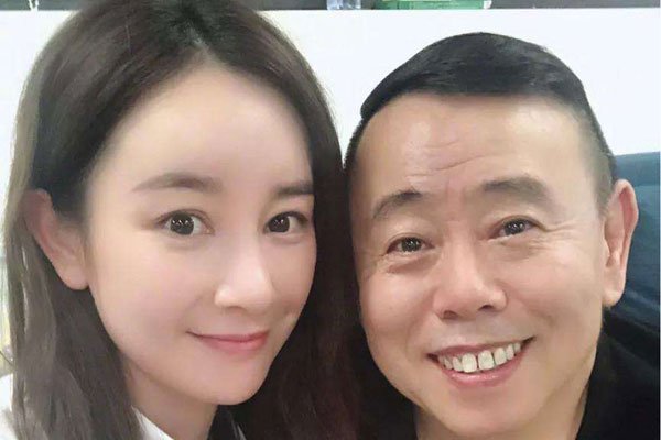 潘阳真的去赾吗 潘长江女儿潘阳怎么跟以前长的不一样了
