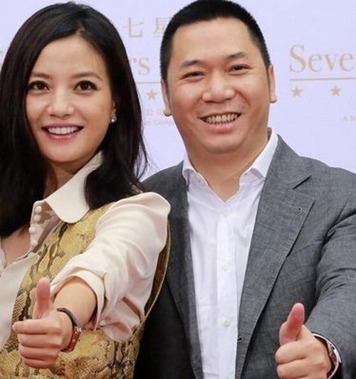 黄有龙娶赵薇只是接任务 不办婚礼原因:赵薇嫁黄有龙就是个局