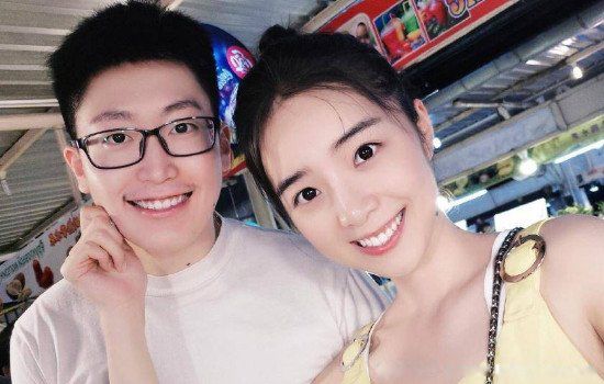 笑话大全哄女朋友开心 爆笑简短:笑到肚子疼的12个开心的段子