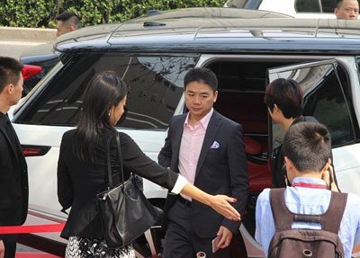 刘强东第一任妻子吴京? 前妻:刘强东第一任叫什么名字