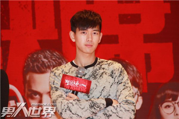 李现12厘米事件是怎么回事 为什么说李现那很大