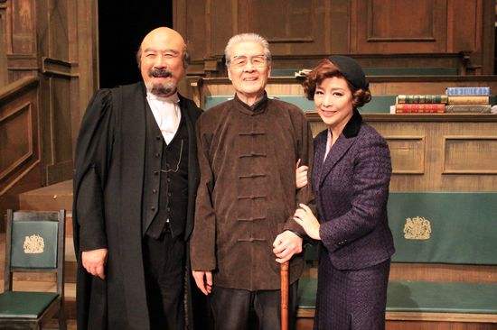 蓝天野94岁仍在演戏导戏 姜子牙蓝天野和濮存昕是父子关系吗