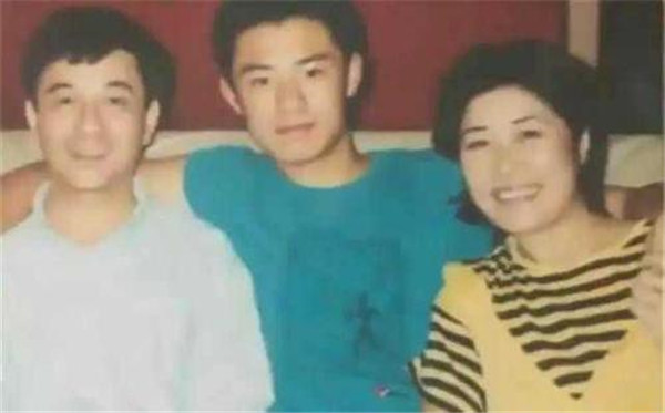 陈赫的舅舅是哪个导演? 舅侄:陈赫和陈凯歌的关系是什么