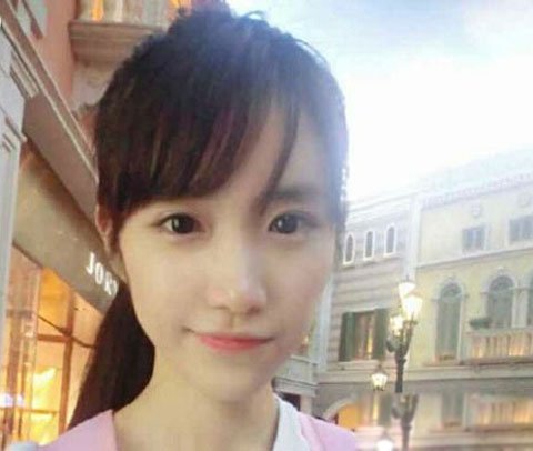 余艺优衣库只见过一面 候天旭余艺试衣间只是刚刚认识