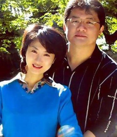 朱宏钧个人资料简介 贤妻慈母:白岩松老婆朱宏钧简历