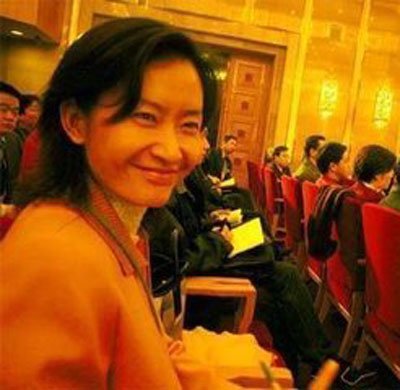 朱宏钧个人资料简介 贤妻慈母:白岩松老婆朱宏钧简历