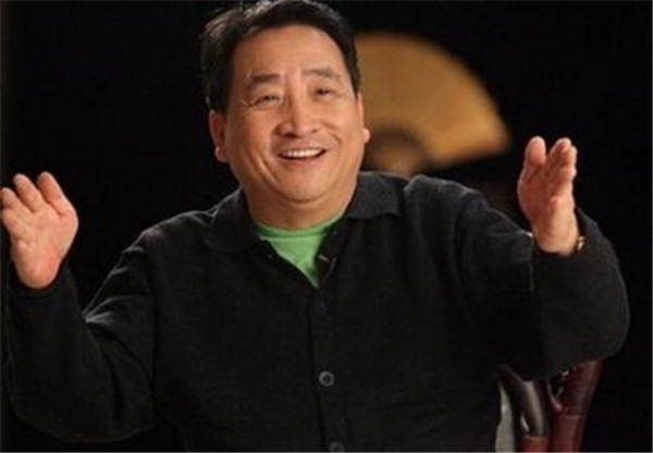 郭德纲和姜昆之间到底有什么过节 姜珊陪过哪些导演是真是假