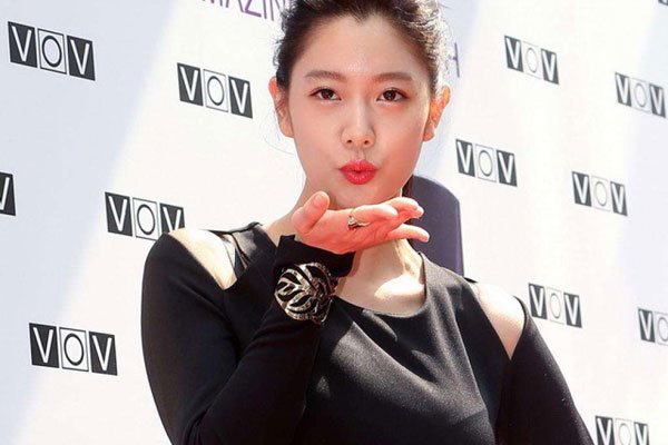 工作女郎李成敏全程60秒的表演 老板南希激情什么时间