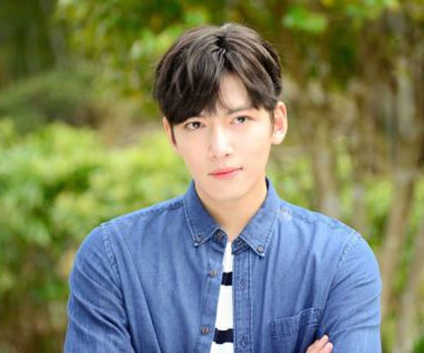 池昌旭宣布结婚? 长腿欧巴池昌旭安悦溪承认恋情
