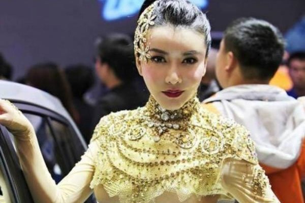龚玥菲个人资料简介 因新金瓶梅才正式进入演艺圈