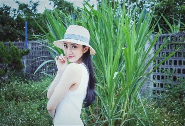 景甜后面大佬到底是谁 有个当高官的爹(金主男朋友路征)