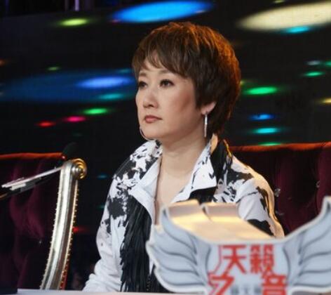 成方圆简历几个老公现任老公是谁 两段婚姻:成方圆的历任丈夫