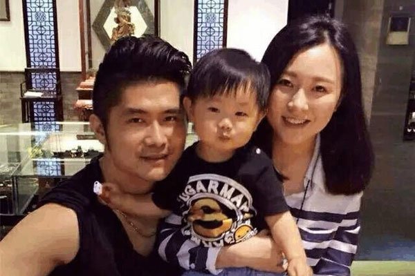 潘阳老公简历个人资料 集团总裁是亿万富翁吗