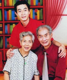 一路走好!六小龄童突然宣布哀讯,字字戳心令人相当痛心 现状哀讯是真的吗