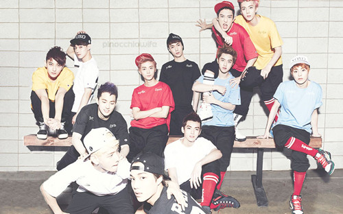 exo��Ա���ϼ��12�� �ֳ�EXO-K��EXO-M��С��