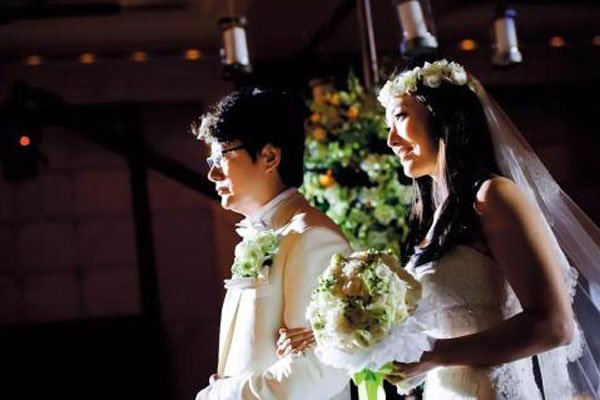 杨坤的前女友白雪现状 没有死:杨坤老婆白雪的死因