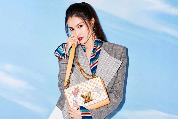 何穗和谁结过婚 超模何穗结婚证是真的吗(登记日期)