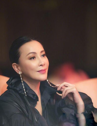 刘嘉玲当年遇到的绑架视频事件是真是假 被大尺度拍照不是本人