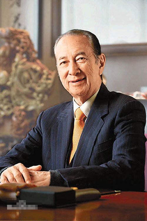 赌王何鸿燊的个人资料简历 赌王的大太太为什么那么惨