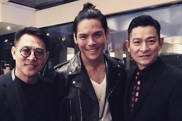 向佐被人打巴掌事件 在北京欠债被扇巴掌是怎么回事