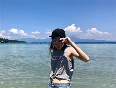 前任3于文文身材衬衫剧照 大大咧咧的具有女生的性感