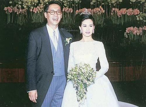 何超琼的男人是谁啊 出柜对象?何超琼的现任老公俞铮?