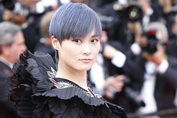李宇春现在身体状况 并未退出歌坛:最近身体怎么样