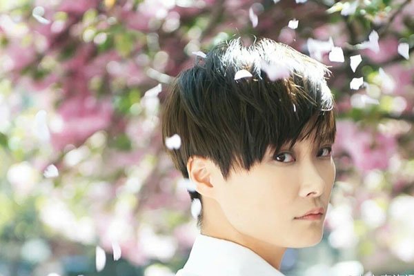 李宇春现在身体状况 并未退出歌坛:最近身体怎么样
