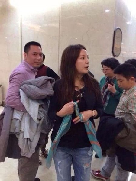 赵薇老公黄有龙的真实身份 霸道总裁黄有龙以前是谁的司机