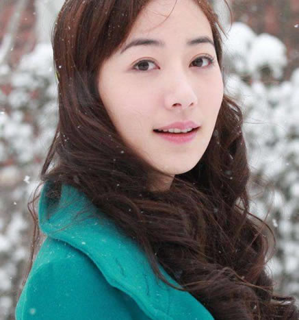韩雪的父韩三平 家世简介:韩雪爷爷奶奶是做什么的