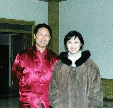 朱琳一辈子没嫁人吗 女儿国国王有老公并未等迟重瑞30年