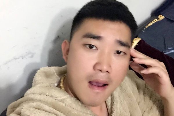 大连冰冰和仙洋事件视频怎么回事 邀请进里就急不可耐
