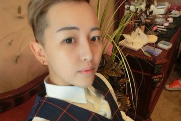 张凯毅个人资料简介 中性打扮是取向正常的妹子