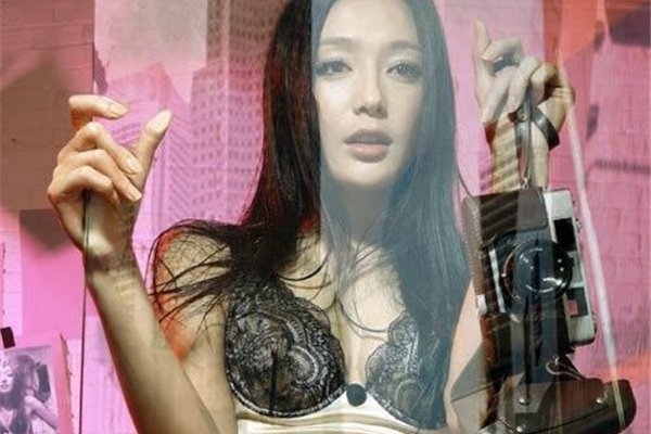 陆川和秦岚结婚了吗 大导演最终还是娶了别人