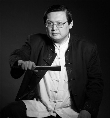 梁宏达的节目为啥被停播(何时复出) 梁宏达个人资料简历