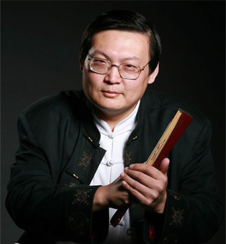梁宏达的节目为啥被停播(何时复出) 梁宏达个人资料简历