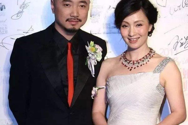 徐峥陶虹最新真实消息现状 天涯放猛料:徐峥小陶虹各玩各的