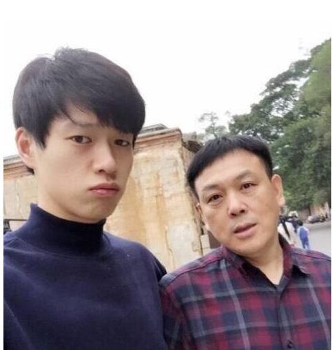 魏大勋家里是干什么的 父亲是谁?魏大勋个人资料简介及家世