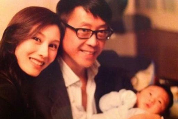 李嘉欣的老公许晋亨 嫁豪门:李嘉欣老公个人简历