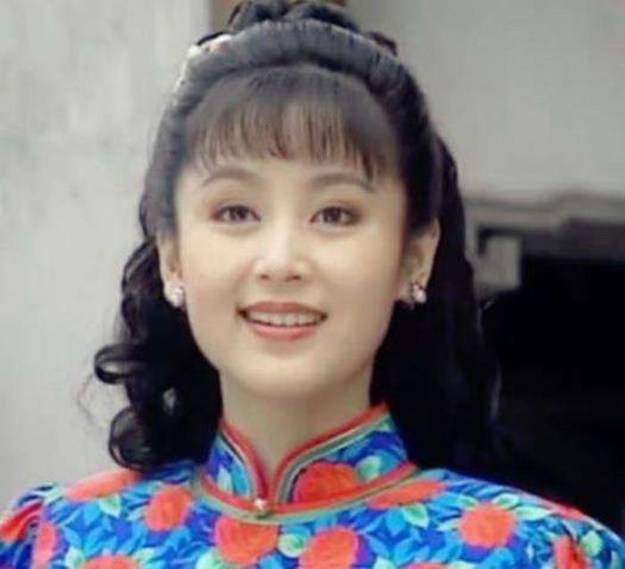 为什么说琼瑶三观不正 小说是小三上位?婚姻到底是佳话还是小三插足