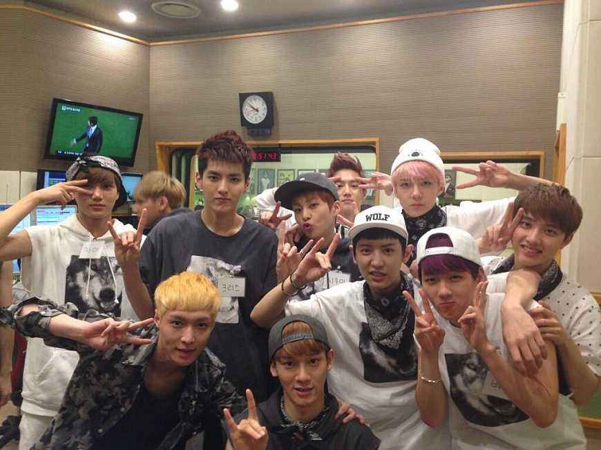 12��ʱ��exo������������ ��ɢ����exo�����м����˳�Ա