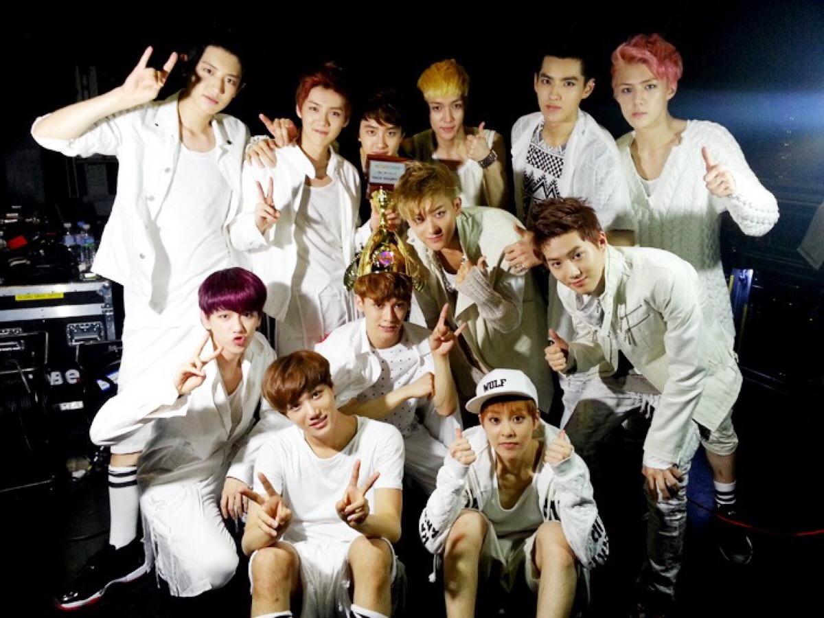 12��ʱ��exo������������ ��ɢ����exo�����м����˳�Ա