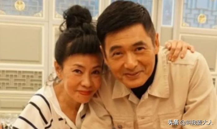 周润发老婆陈荟莲的真实身份个人资料 陈荟莲和周润发情史怎么认识的