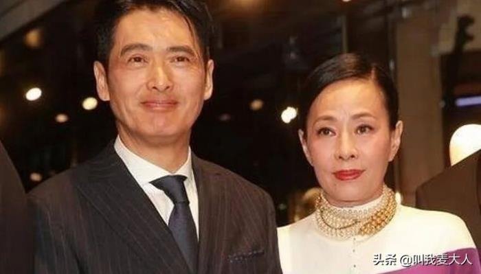 周润发老婆陈荟莲的真实身份个人资料 陈荟莲和周润发情史怎么认识的