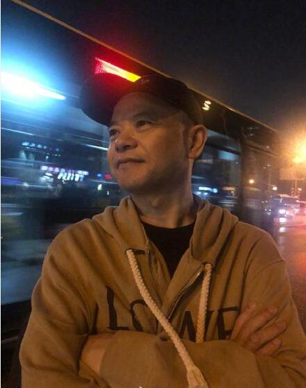黄子韬身价资产多少亿 富二代出身目前身价超过200亿