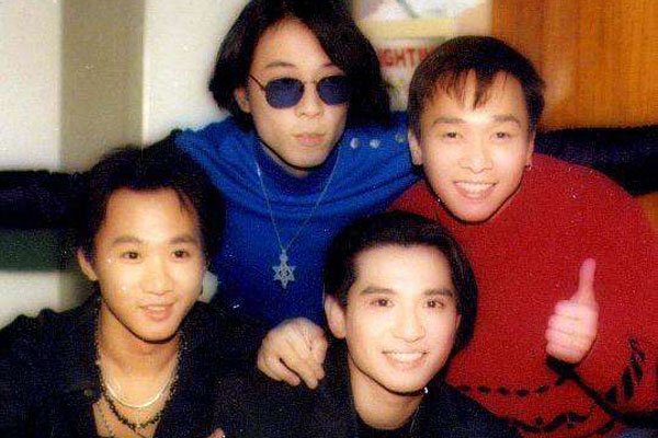 黄家驹死亡真相死因 1993年黄家驹怎么会从舞台掉下来