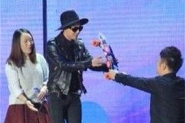 �ź��θ������˹���ԭ��Ƶʼĩ ������ԣ��ź��ι��Ȩ־���¼�