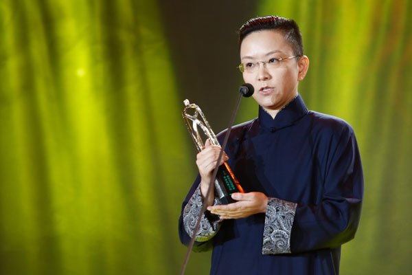 王佩瑜简历及个人资料简介 是男是女?性取向受热议