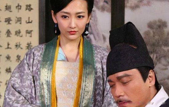 秦桧夫妇跪像为什么是千古罪人 发国难财:害死岳飞的幕后黑手