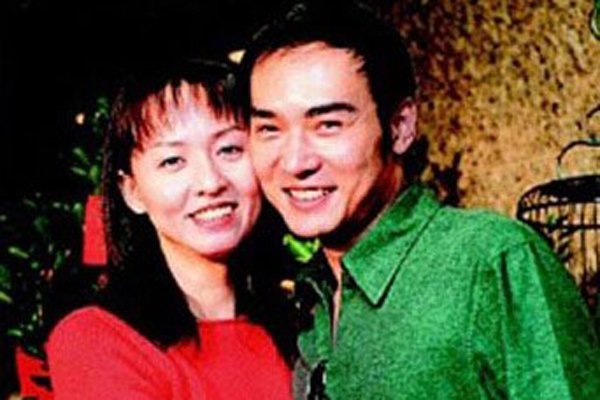 �������������ϼ�� 2005����飺���������ų�ǽ����˭